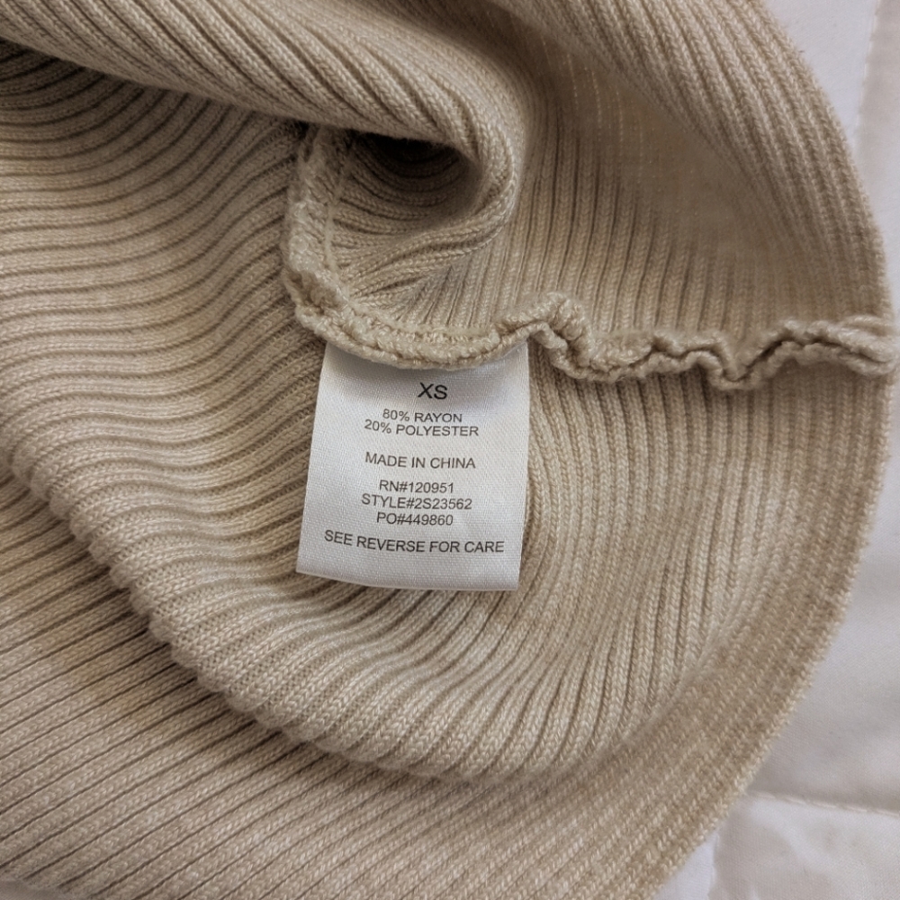 Women Ribbed cream Sweater - Picture 5 of 9